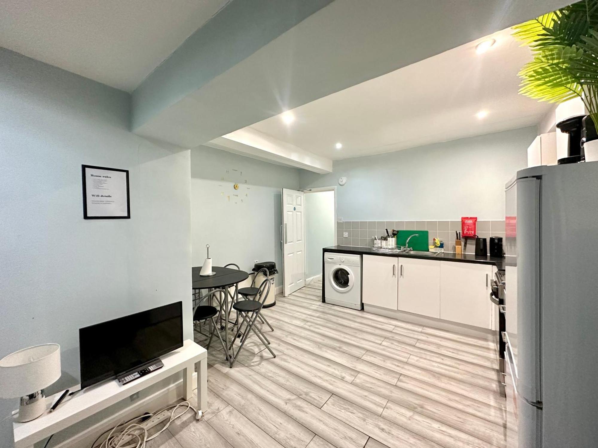 Kings Cross Guest House ロンドン エクステリア 写真